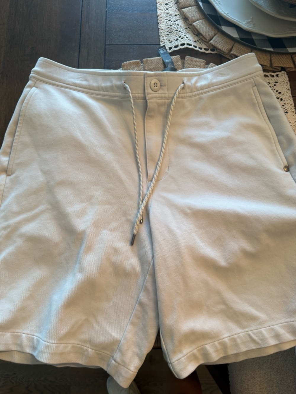 Vuori Men's Athletic Drawstring Shorts - Cream